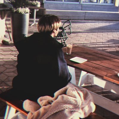 jjkh9794's profile picture. 