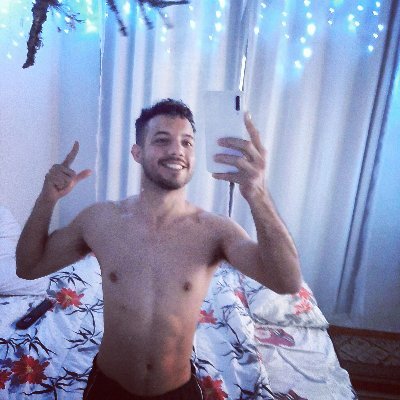 Isaac74134572's profile picture. 