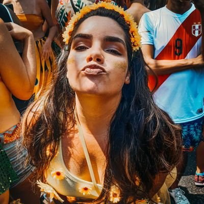 ''Se lembra quando a gente chegou um dia a acreditar... Que tudo era pra sempre, sem saber, que o 'pra sempre', sempre acaba...''
