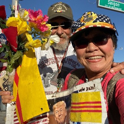 Nếu có $ 1,200 tiếp theo share để Bảo vệ tiền thuế support to America Great:
1/ $ 400 mời Good VN Veteran Stephen Cooper dự Trump Day 4 on 08/09/20 at Florida