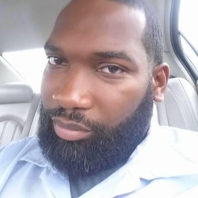 Man12Dje's profile picture. Let it do what it does