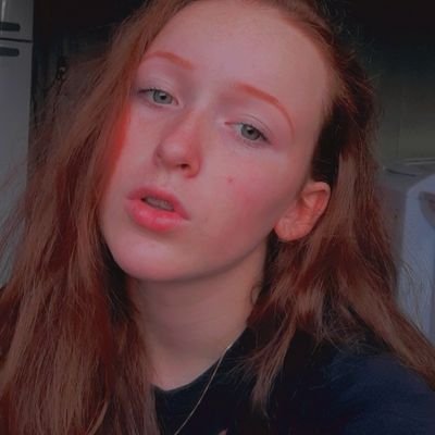 GabrielaEsper2's profile picture. 