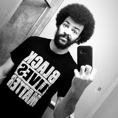 #BLM ✊🏿 
🖤🩶💜
🇵🇸🇸🇩🇨🇩 
Black/Indigenous Activist, Musician & Content Creator
He/They. Pans. I take photos sometimes. AuDHD
https://t.co/icoFHtG6oY