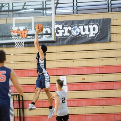 Cwalk0530's profile picture. 6’4 Guard Meyers Highschool🐺💙