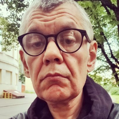 Отстаньте от меня, правильные люди! А неправильные и так всё обо мне знают.