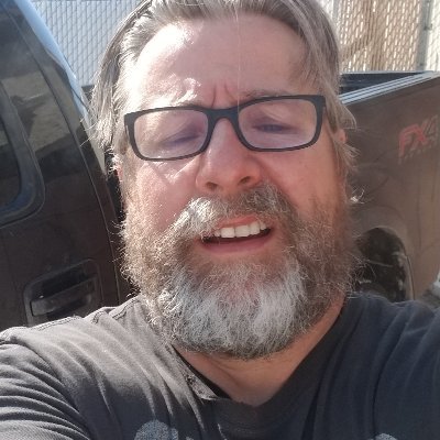 Single father of an amazing boy, big heart, always thinking of how I can help