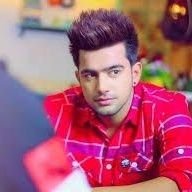 chera tera chaan jeha ❤️💖
Jaan vase meri manaka de munde ch 😍😍❤️
He is my heartbeat, crush, lifeline ❤️
In simple words he is my everything 🌸🌸