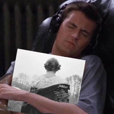 4MR3cvhPdd2TxZE's profile picture. 