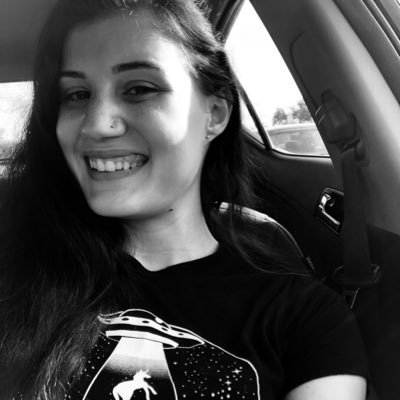 AlyssaSimiele's profile picture. Instagram:wonderlands_alice__