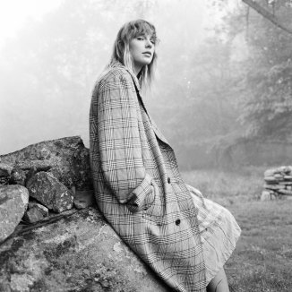 swift_teira's profile picture. maybe i got mine but you'll all get yours
•fan account