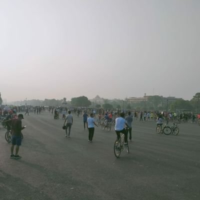 akshit78442634's profile picture. daventrous