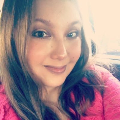 Music Lover, Blogger, Student, Creative Mind, Latina #TeamButterfly🦋, 💜🎗️💕💙🎗️❤️🎗️