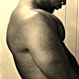 _agyemang_'s profile picture. Crepuscular