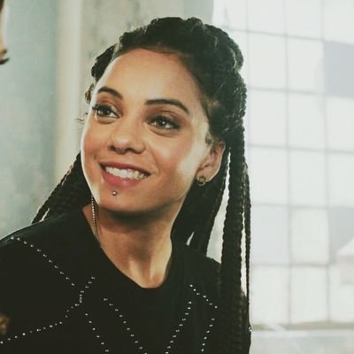 wtchlighter's profile picture. jαdα shıelds 𖦹 sαrcαnα gırl; ɯhıtelıghter-ɯıtch hчbrıd. @ the protector of the ınnocents. ┈─┄ justıce noɯ, consequences noɯ. ıt ıs so.