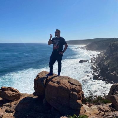 jbomba81's profile picture. Stalker of twitter things.