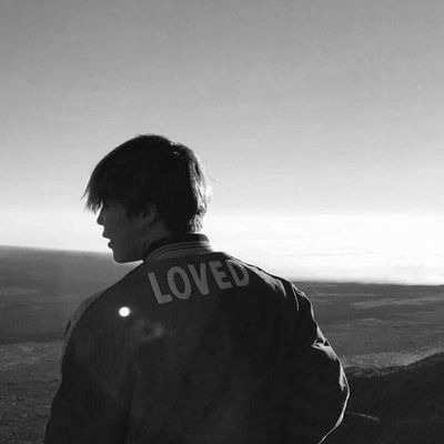 Yilin_0909's profile picture. -You are the reason in my life that keeps me going.

-You are the love of me life❤

- Team work makes the dream work -

輾轉千年 只為遇見你 我的少年們🐾

# BTSxARMY💕#