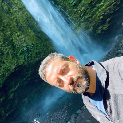 mariovet2020's profile picture. Malo para el deporte, Amante de la música, dicen que cocino bien 🤔y me gusta tomar 🍺 ojalá de las sureñas. Enamorado del Sur Diversidad y Respeto ante todo!