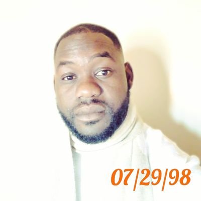 simonliuwa's profile picture. 