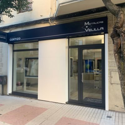 Ahora somos VENTANAS CORTIZO METALICAS VELILLA en Avda. Roma 22 León