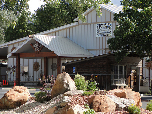 TheBarnMoos's profile picture. All That Stuff In The Barn, located in Midway Utah.
Home Decor and Gifts