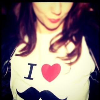 danisacomano's profile picture. estilista e bailarina...