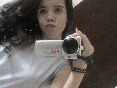 madufreeitas's profile picture. Nunca podemos julgar a vida dos outros, porque cada um sabe da sua própria dor e renúncia. [Paulo Coelho]