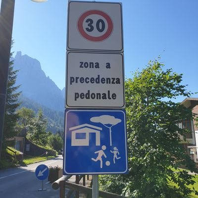 AlbertoMZanni1's profile picture. transport/environment economist @Economics_OU, #greenspaces #cargobikes #schoolstreets

Not here any longer, soon on BS