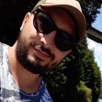 NicooFernandz's profile picture. Soy Nico, nikurri para mis panas ,  me gusta la fiesta y el futbol. Amo a mi familia, amigos y a RIVER PLATE señores
Insta: nico_fernandezz27