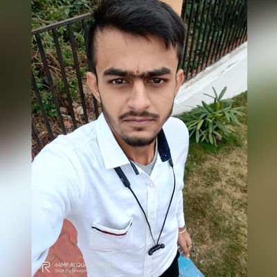 HitikChawda's profile picture. CS ASPIRANT✌️