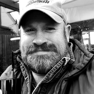 Proud to work in Army recruitment team across the South UK. Photography, Rugby (Scotland & Bath) Gardening & Movies Geek. Views & tweets my own.