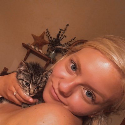 emma_hollman's profile picture. uindy’23