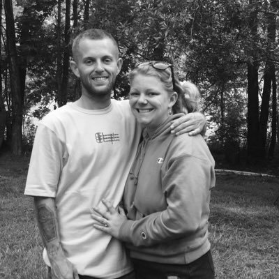 jojocruute's profile picture. if you don’t know by now, Fletch holds my heart in the palm of his hand :-)