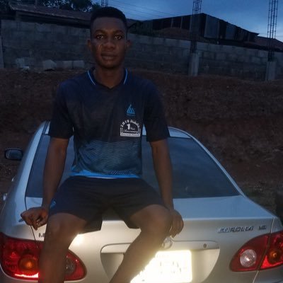 Don't b deceived am just 2 4st 4 u. Bathup like die. #teamMan_u....lest I 4get, we heal mental sicknez #teamCancer. Most importantly, I AM A CATHOLIC PRIEST