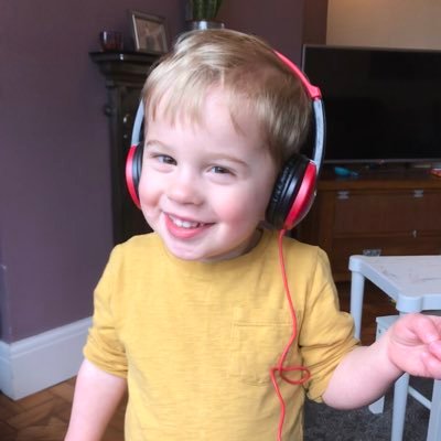 MrPoT4T0's profile picture. Music and my family get me through this shit called life. Arsenal add to my misery 😂