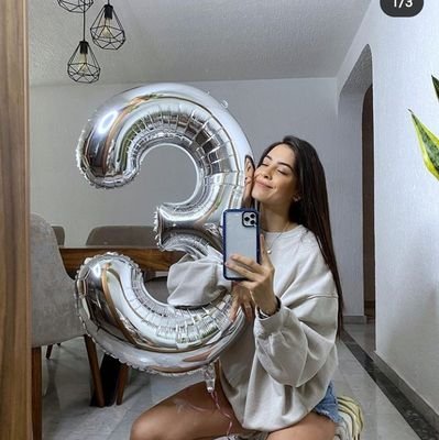 Jliarorato1's profile picture. fc dedicado a @sabinahidalgo
cantora  e dançarina mexicana
sabinahidalgo_1999 no Instagram