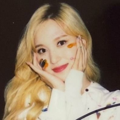 poetsmyoi's profile picture. hi i'' mina