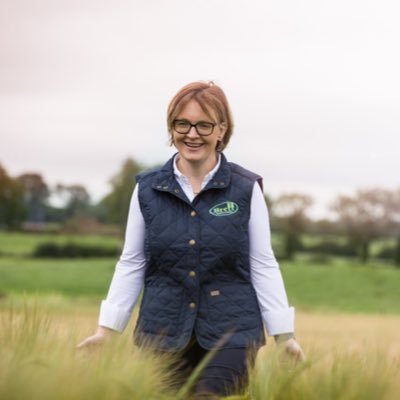 A Limavady lass. Busy but happy wife and mum now living in Kilkenny! Nutritionist at @BrettBrothersKK. UCD Ag graduate. All views my own.
