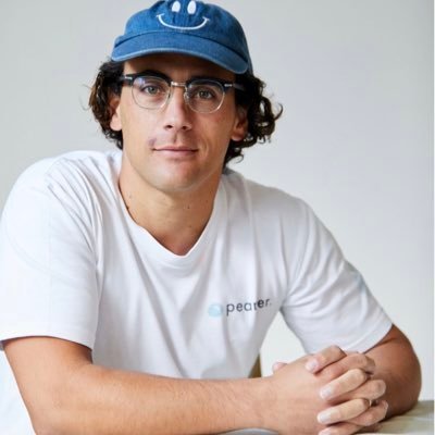 NickJNicolaides's profile picture. Always striving. Follow me for updates on @pearlerhq 🧫 + Warren Buffett’s ETF affair ❤️ + why surfing and the ASX don’t mix 🚮