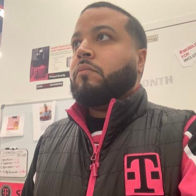 I’m from Bronx, NY. Lived in CT since 2001. Started working retail in 2007. Always been in a leadership role. Managed stores at Best Buy and Verizon. 🍎 Master