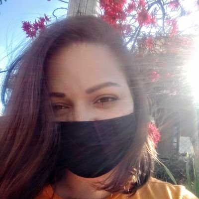 Estudante de Psicologia🌻
Contra o desgoverno e toda forma de discriminação e ódio.
Cada pessoa é um mundo!🤗🌹
#foraboçalnaro