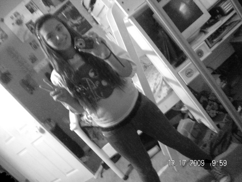 brandifulton's profile picture. my role model is demi lovato, im a skater girl, im a roller derb girl,i love to sing, and might learn to play guitar and piano(: