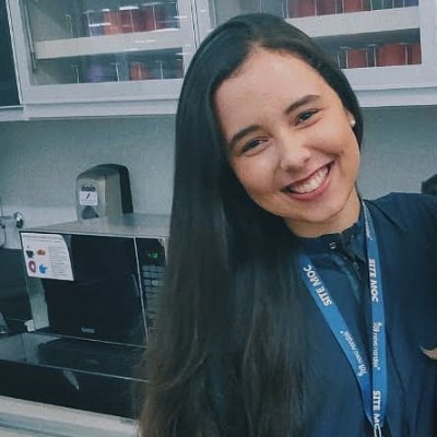 luzcianaa's profile picture. vou sempre perder o ônibus, chegar atrasada e dormir em qualquer lugar dessa vida zzz