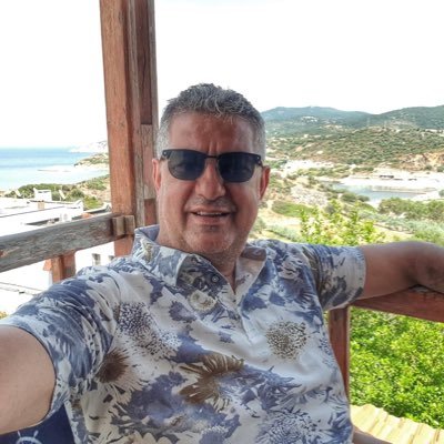 Martin21543144's profile picture. Beauty and Positivity...show love in return