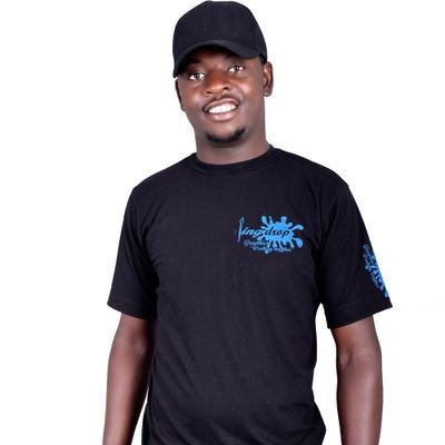 DeNiccky's profile picture. 