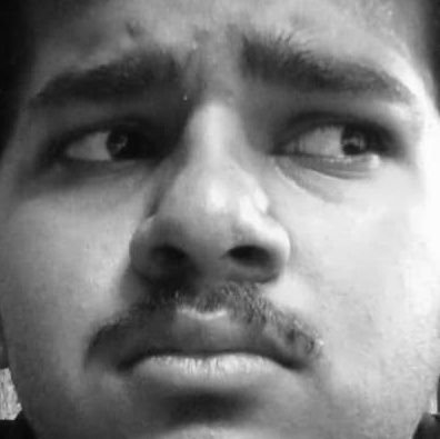 Photographer | Film student |
PC hardware, motorcycle, weightlifting and knife enthusiast.
Fatphobic.