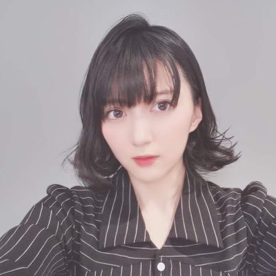 猫が大好きです🥰 猫好きな方々と繋がれたら良いなと思ってTwitterを始めました!✨ また、猫好きさんを集めたチームでのYouTubeという新しい試みを始めました!! 毎日頑張っているので遊びに来てください❣️😊#猫好きさんと繋がりたい #猫動画 #猫好きさんに悪い人はいない
