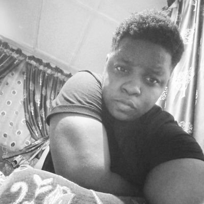 LGBTQ🏳️🌈 Nigerian Queer woman living in Nigeria!! masculine woman introvert Just say hello ❤ IG @keppsi_