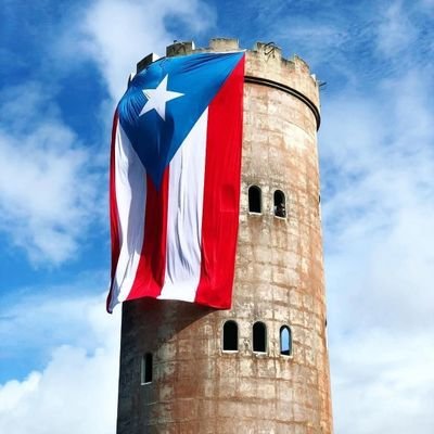 Tomando fuerzas cada día Fan de música UnderGround Y dembow Boriquens🇵🇷 Estudiante de la Producción en la Industria de la música😍