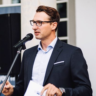 KompallaPeter's profile picture. Bringing people and businesses together. Talk to me to benefit from the knowledge and network of the largest bilateral business community in Slovakia.