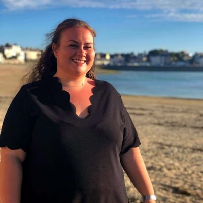 Celiiine_Brn's profile picture. Si vous pensez que l'aventure est dangereuse, essayez la routine elle est mortelle.